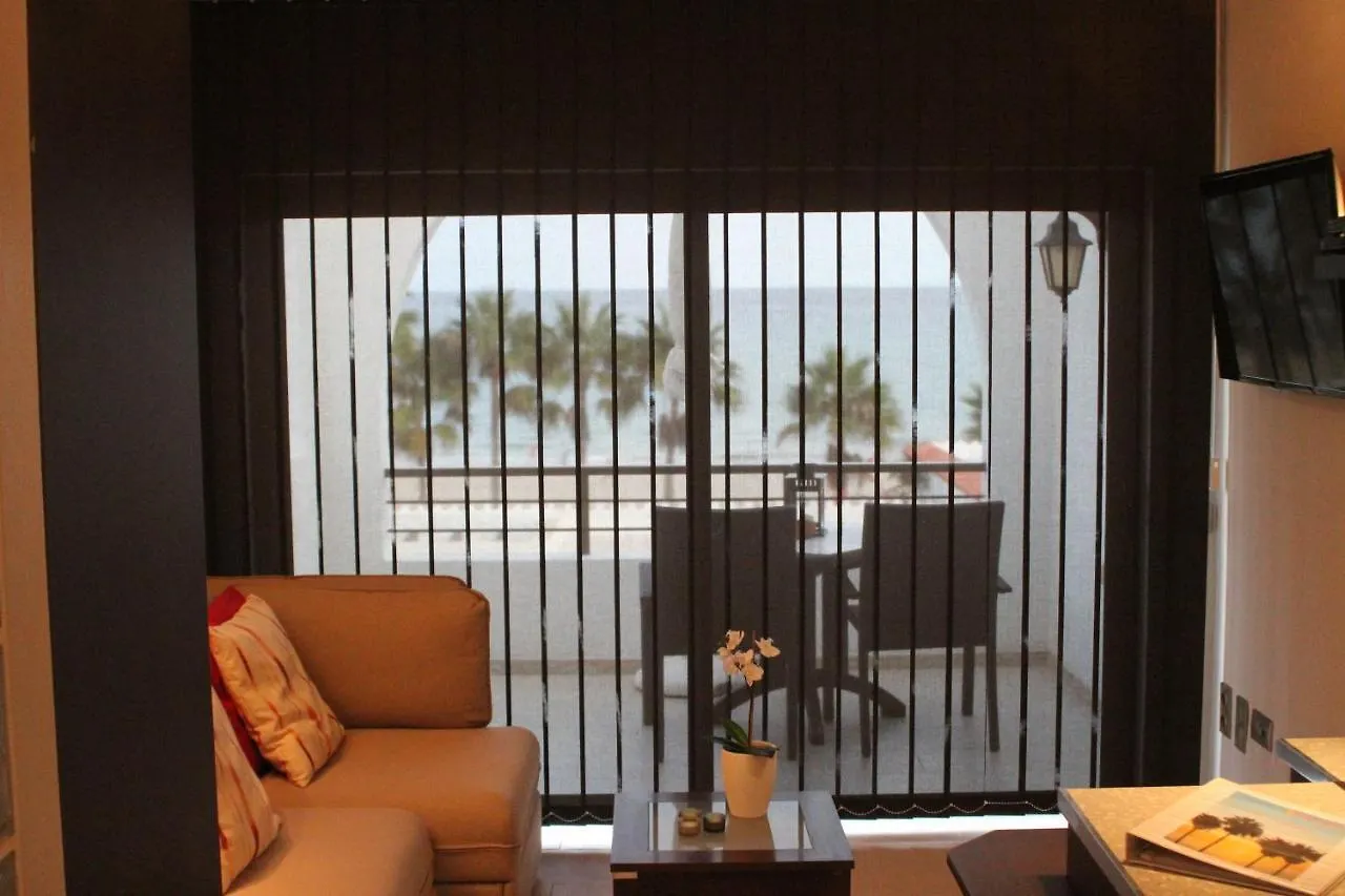 בית נופש הוילה קוסטה קלמה Solyventura Maisonette-Bungalow In Einmaliger Strandlage ספרד