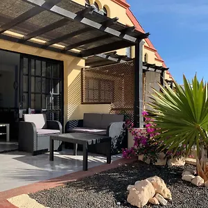  Сasa de vacaciones Vacation House La Cebada
